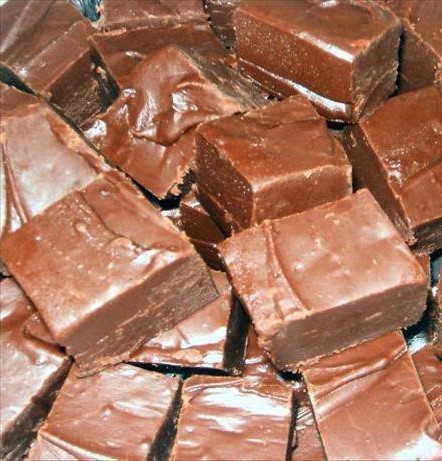 Two-Minute Microwave Fudge Recipe – Quick & Easy Chocolate Fudge