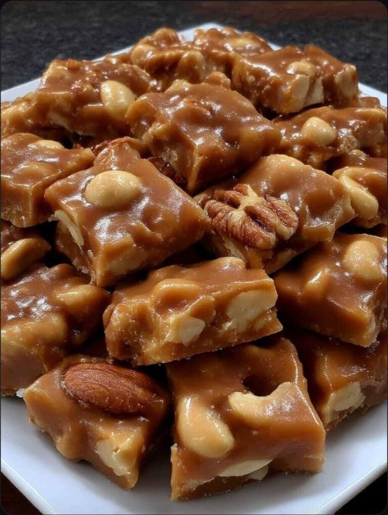 Peanut Brittle Recipe (Classic & Buttery)