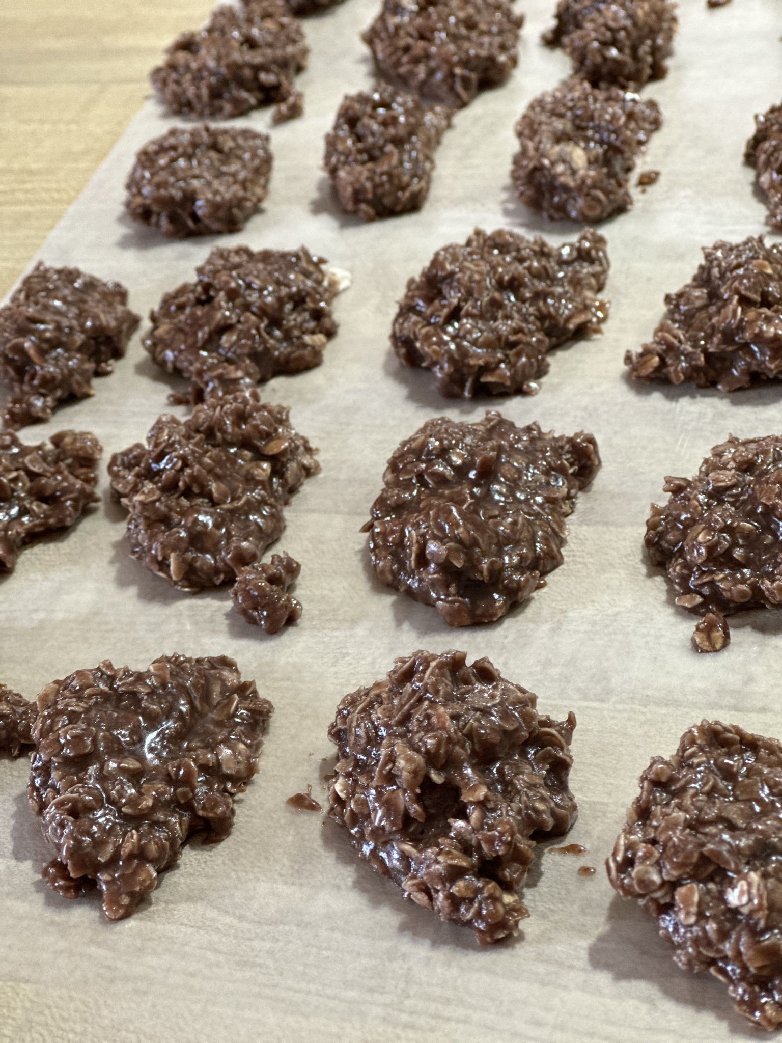 No Bake Chocolate Oatmeal Cookies – Quick and Easy Treat