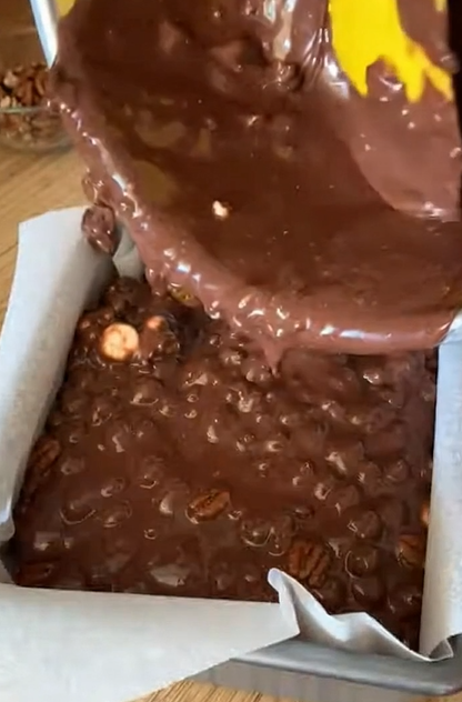 Rocky Road Fudge Recipe (Easy No-Bake Dessert)