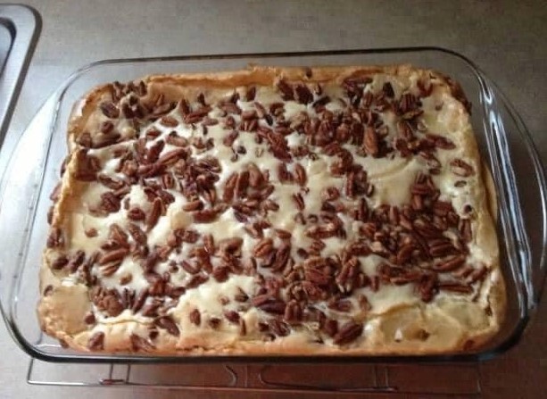 Butter Pecan Cake Brownies Recipe