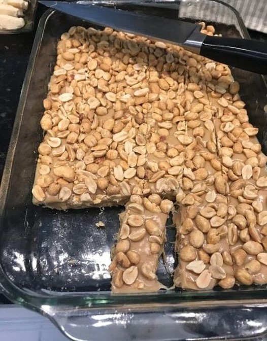 Homemade Payday Candy Bars (Easy No-Bake Recipe)