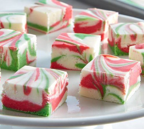 3 Ingredient Christmas Swirl Fudge Easy Recipe