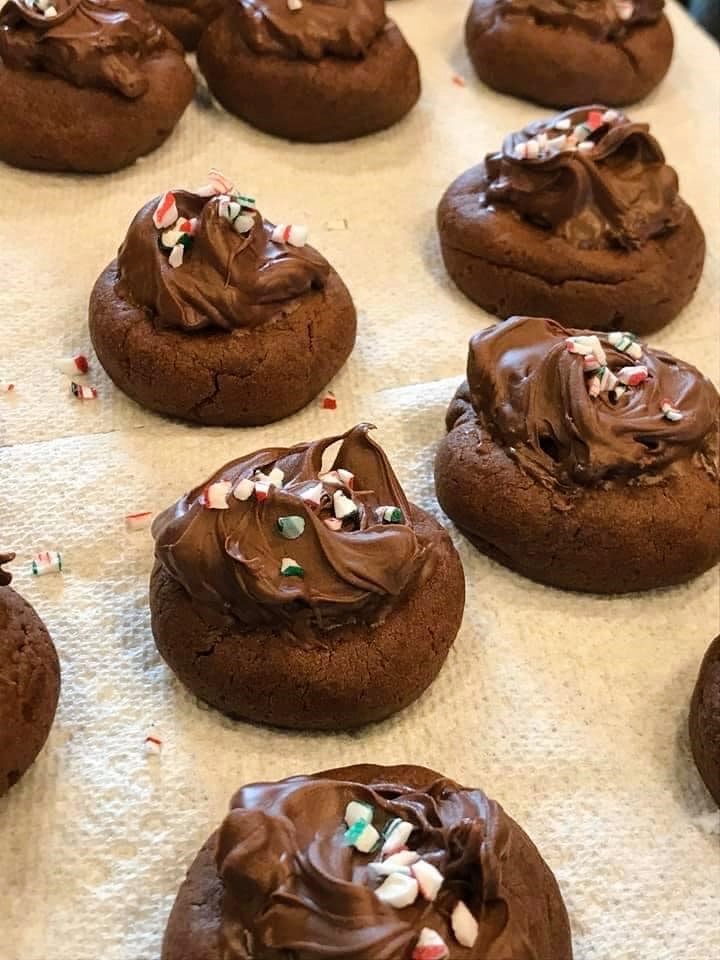 Hidden Mint Cookies – Thin Mint Copycat Recipe