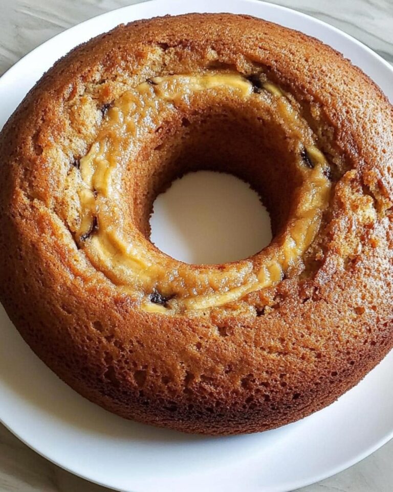 Fresh Apple Bundt Cake Recipe – Easy & Moist