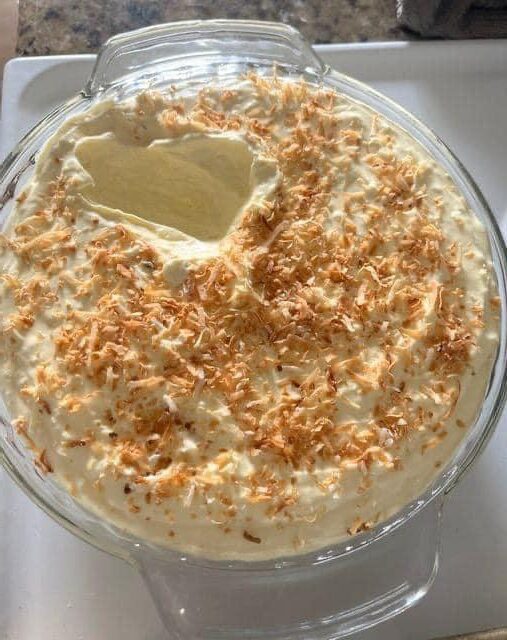 Coconut Cream Pie Dip Recipe (Easy No-Bake)