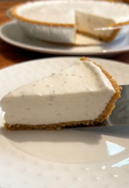 Million Dollar Pie Recipe – Easy No Bake Dessert