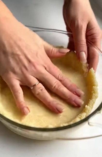 Chocolate Peanut Butter Pie – Easy No-Fail Recipe