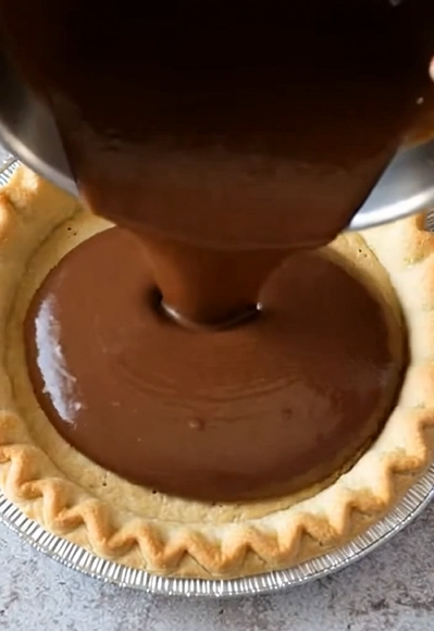 Old Fashioned Chocolate Pie Recipe