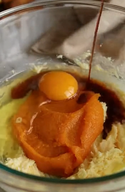 Pumpkin Cinnamon Crumble Cookies Recipe