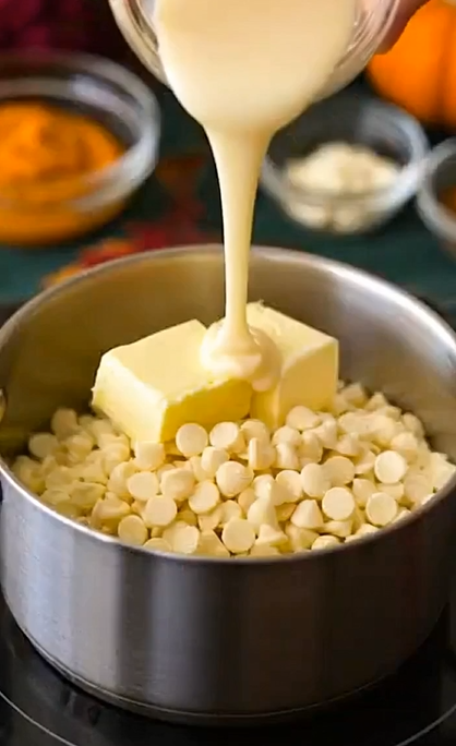 Easy Pumpkin Fudge Recipe for Fall