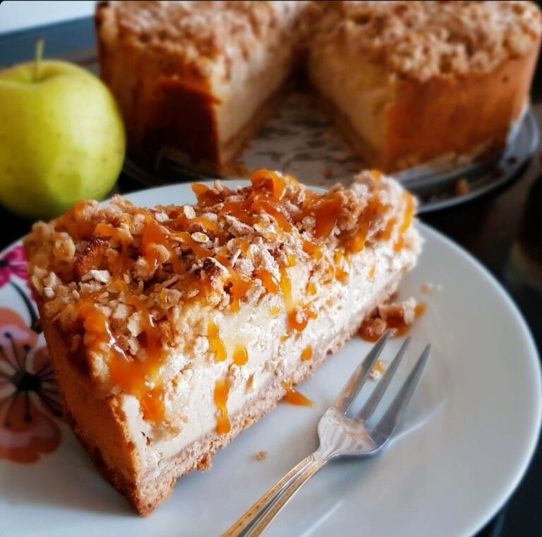 Apple Crisp Cheesecake Recipe
