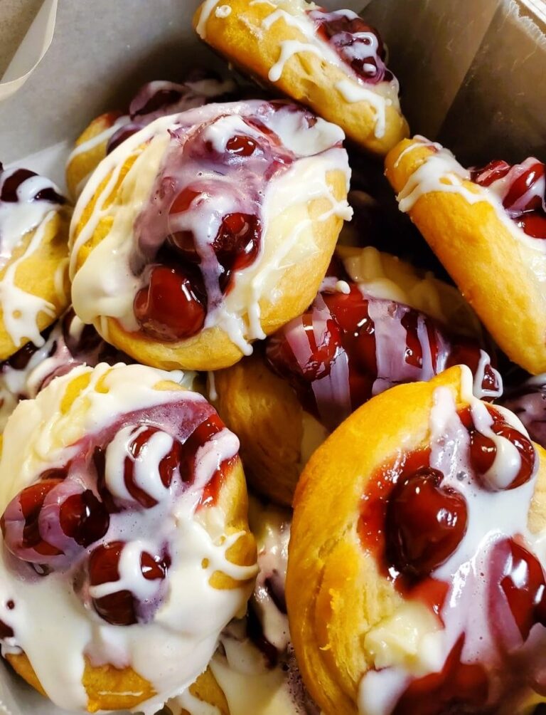 Homemade Cherry Danish RecipeHomemade Cherry Danish Recipe
