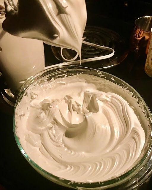 Old-Fashioned 7 Minute Frosting Recipe