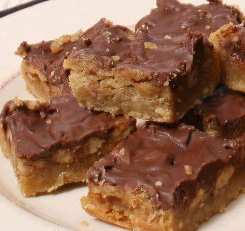 Turtle Bars (Easy Chocolate Caramel Pecan Recipe)
