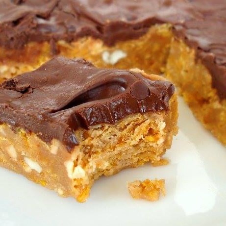 No-Bake Peanut Butter Corn Flake Bars (Easy Recipe)