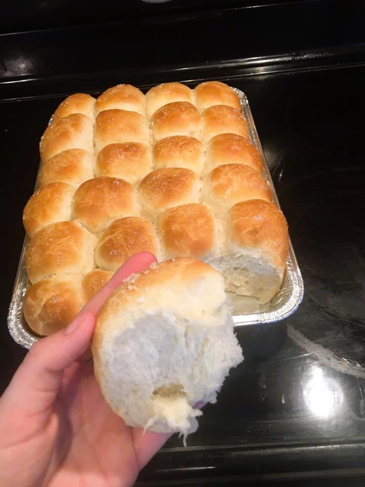 Soft Yeast Dinner Rolls Recipe from Scratch
